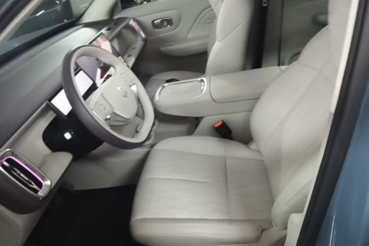 Used Leapmotor B10 2025 510 LiDAR Version Left Front Seat