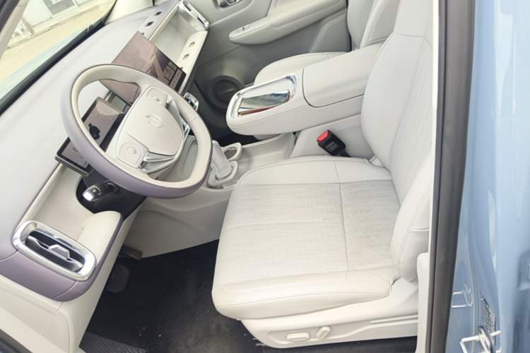 Used Leapmotor B10 2025 510 LiDAR Version Left Front Seat
