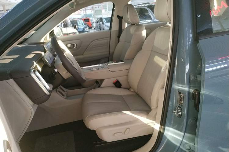 Used Leapmotor B10 2025 510 LiDAR Version Left Front Seat