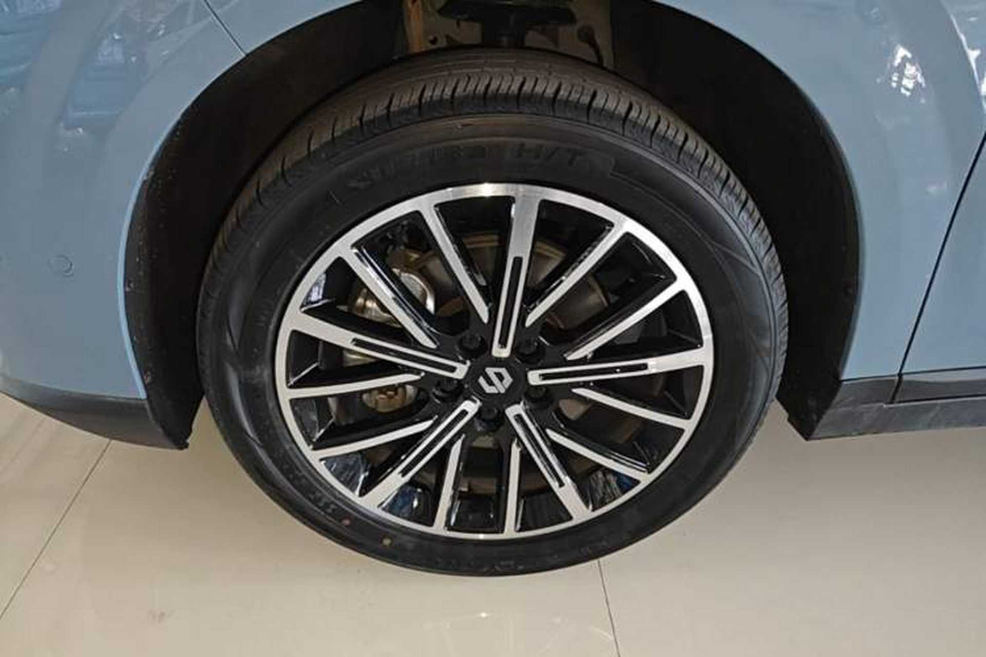 Used Leapmotor B10 2025 510 Joyful Edition Left Front Wheel Hub