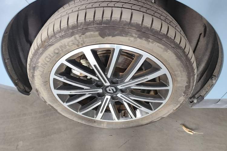 Used Leapmotor B10 2025 510 LiDAR Version Left Front Wheel Hub