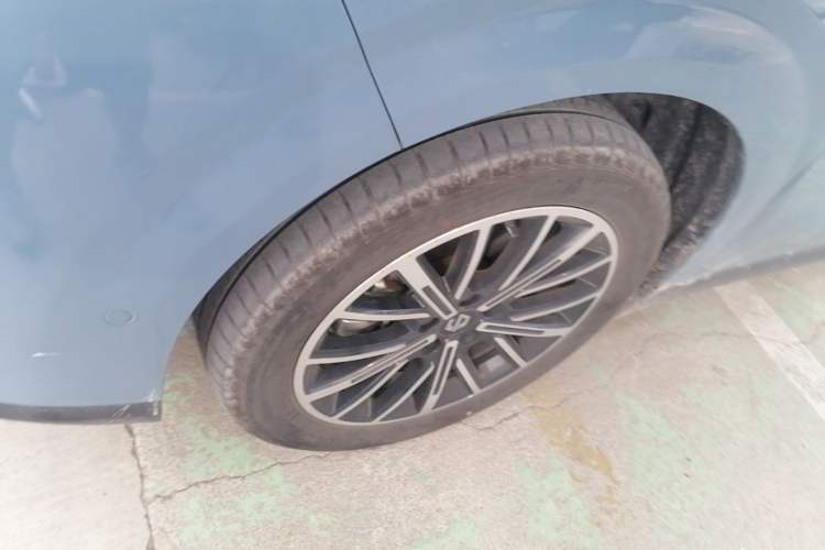 Used Leapmotor B10 2025 510 LiDAR Version Left Front Wheel Hub