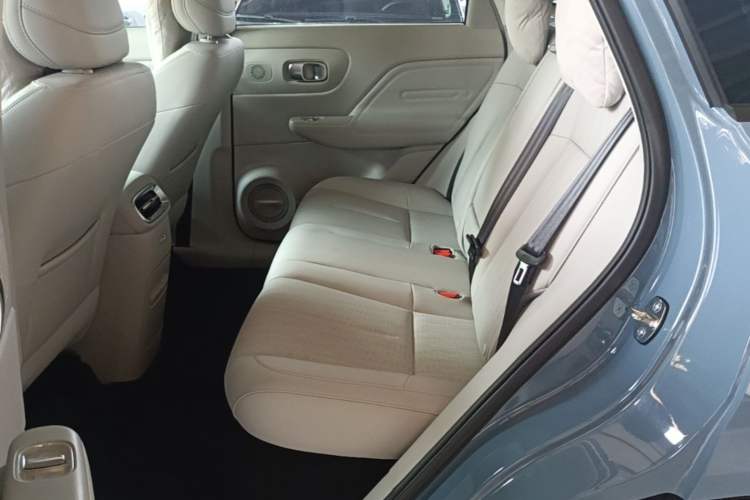 Used Leapmotor B10 2025 510 LiDAR Version Left Rear Seat