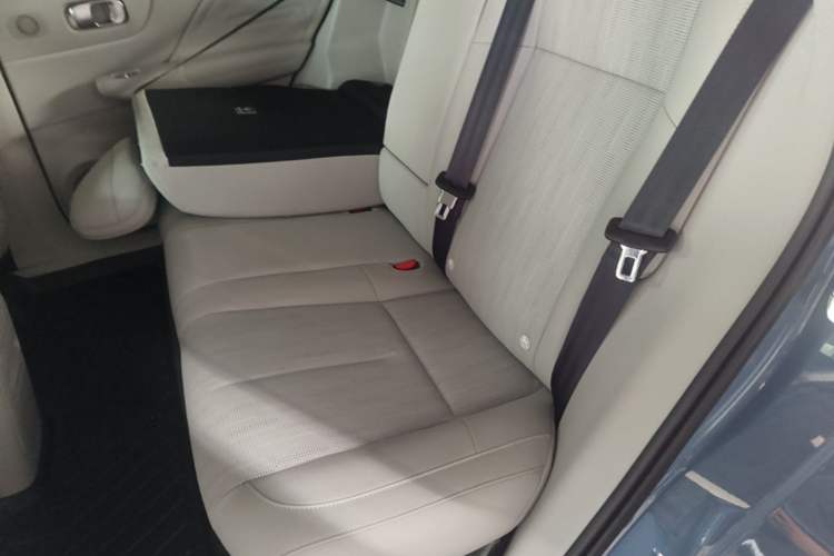 Used Leapmotor B10 2025 510 LiDAR Version Left Rear Seat