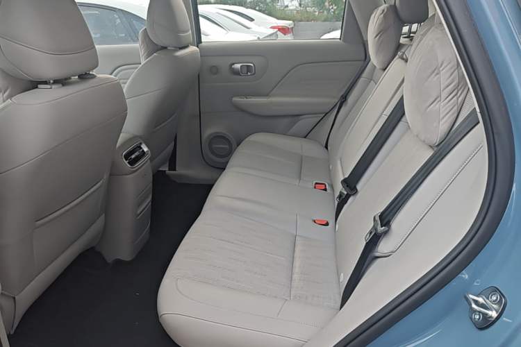 Used Leapmotor B10 2025 510 LiDAR Version Left Rear Seat