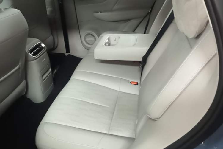 Used Leapmotor B10 2025 510 LiDAR Version Left Rear Seat