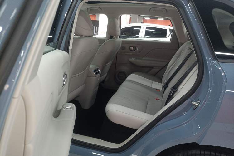 Used Leapmotor B10 2025 510 LiDAR Version Left Rear Seat