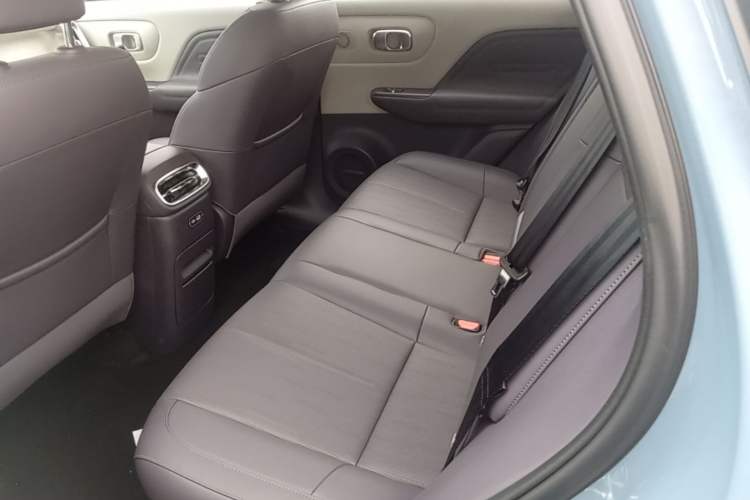 Used Leapmotor B10 2025 510 LiDAR Version Left Rear Seat