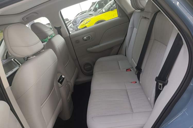 Used Leapmotor B10 2025 510 LiDAR Version Left Rear Seat