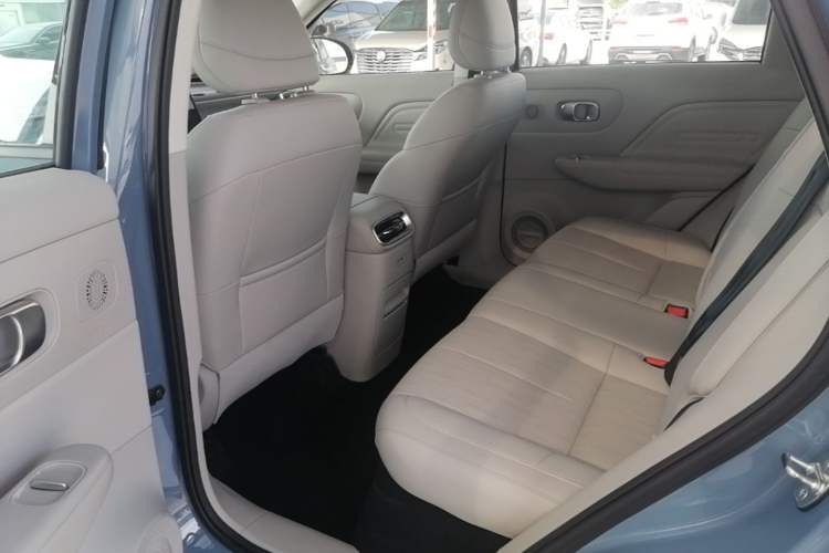 Used Leapmotor B10 2025 510 LiDAR Version Left Rear Seat