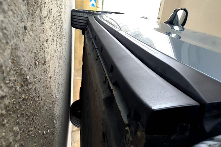 Used Leapmotor B10 2025 510 LiDAR Version Left Side Sill