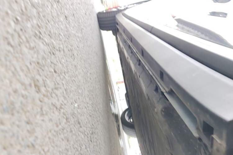 Used Leapmotor B10 2025 510 LiDAR Version Left Side Sill