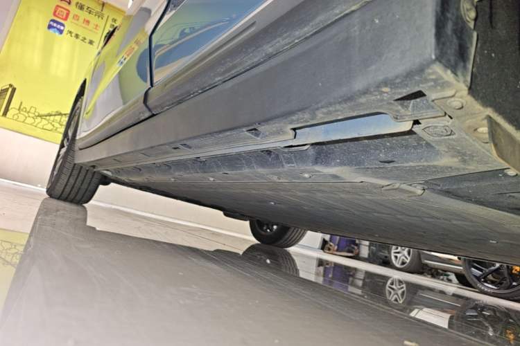 Used Leapmotor B10 2025 510 LiDAR Version Left Side Sill