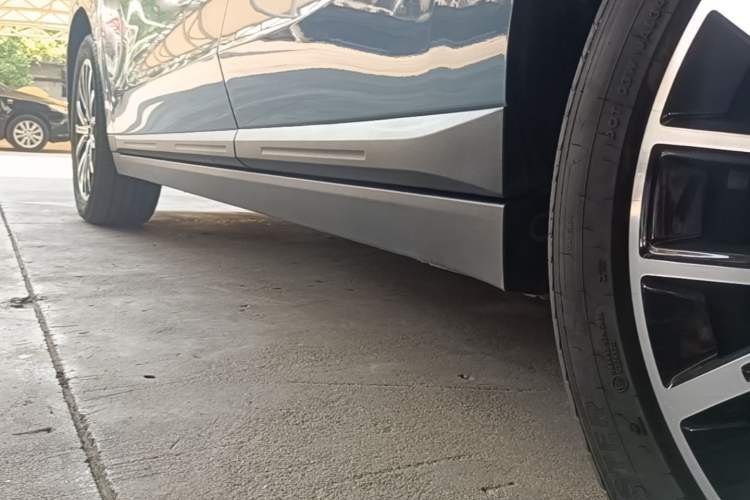 Used Leapmotor B10 2025 510 LiDAR Version Left Side Sill