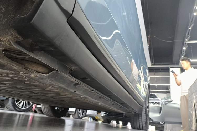 Used Leapmotor B10 2025 510 LiDAR Version Left Side Sill