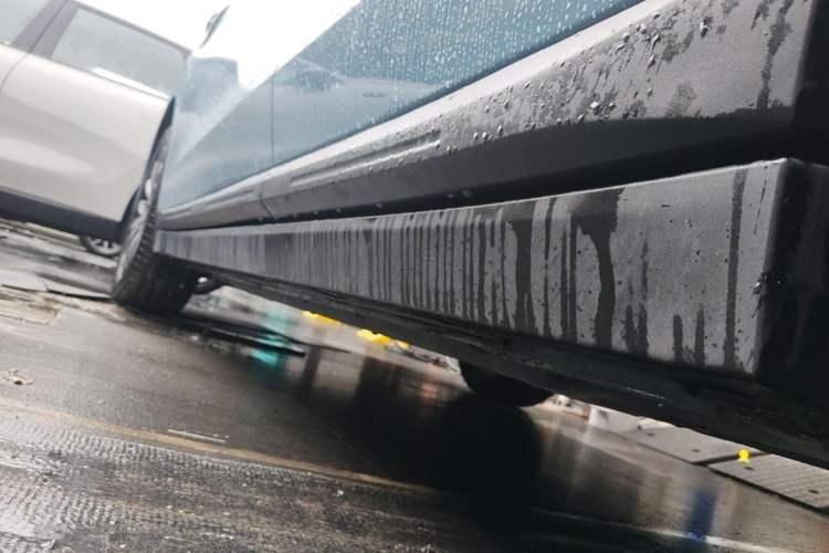 Used Leapmotor B10 2025 510 LiDAR Version Left Side Sill