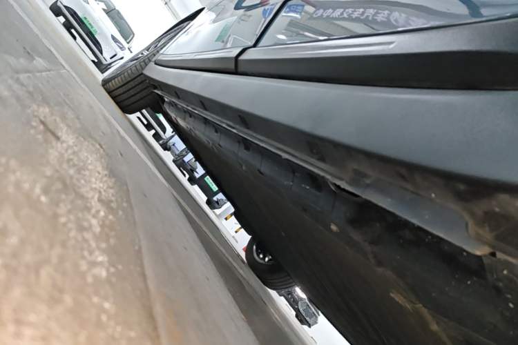 Used Leapmotor B10 2025 510 LiDAR Version Left Side Sill