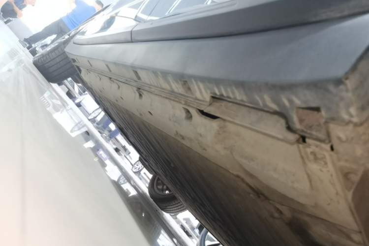 Used Leapmotor B10 2025 510 LiDAR Version Left Side Sill