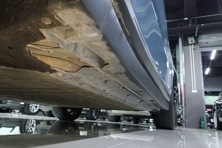 Used Leapmotor B10 2025 510 LiDAR Version Left Side Sill