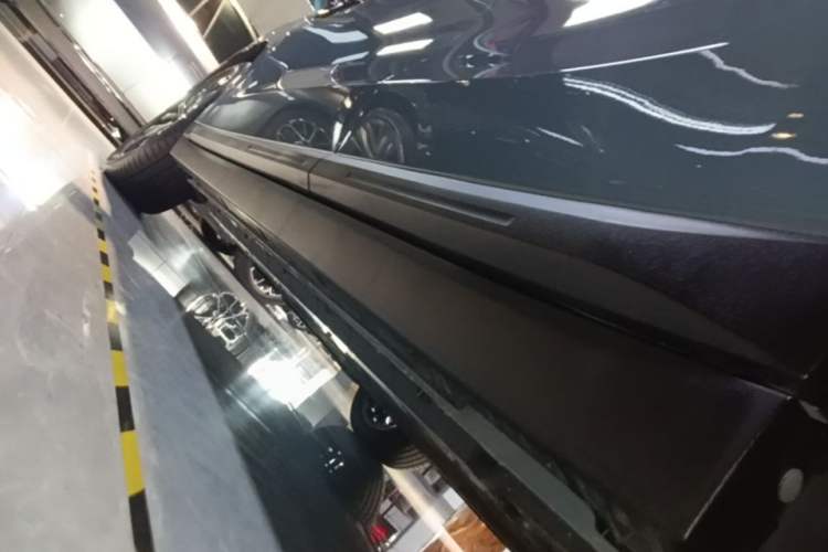Used Leapmotor B10 2025 510 LiDAR Version Left Side Sill