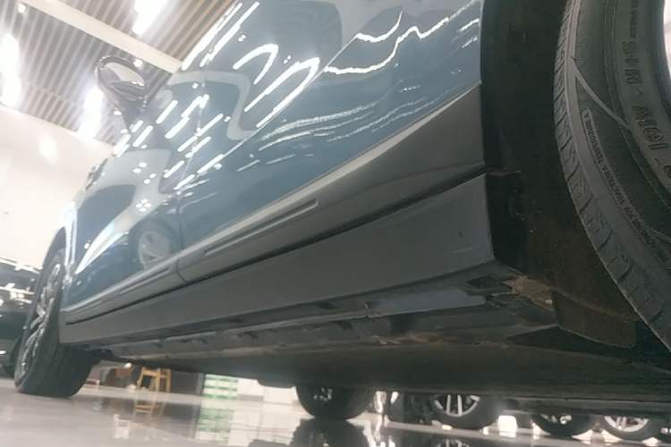 Used Leapmotor B10 2025 510 LiDAR Version Left Side Sill
