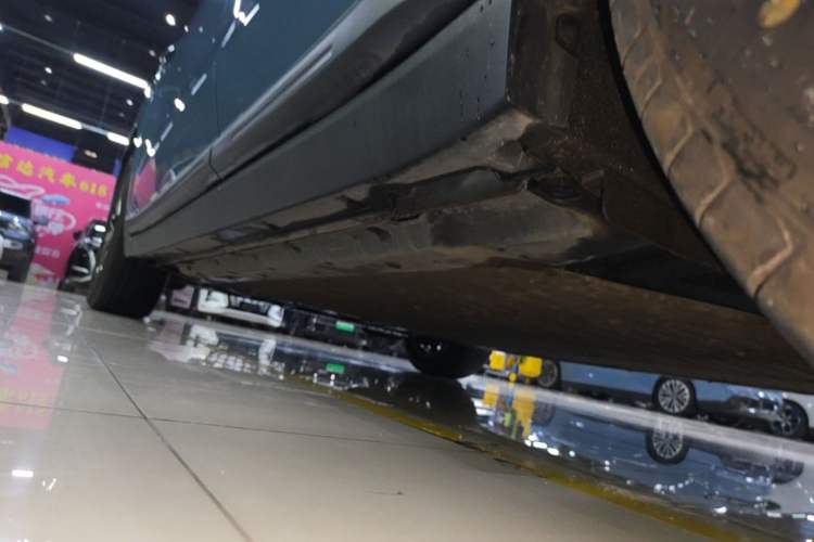 Used Leapmotor B10 2025 510 LiDAR Version Left Side Sill