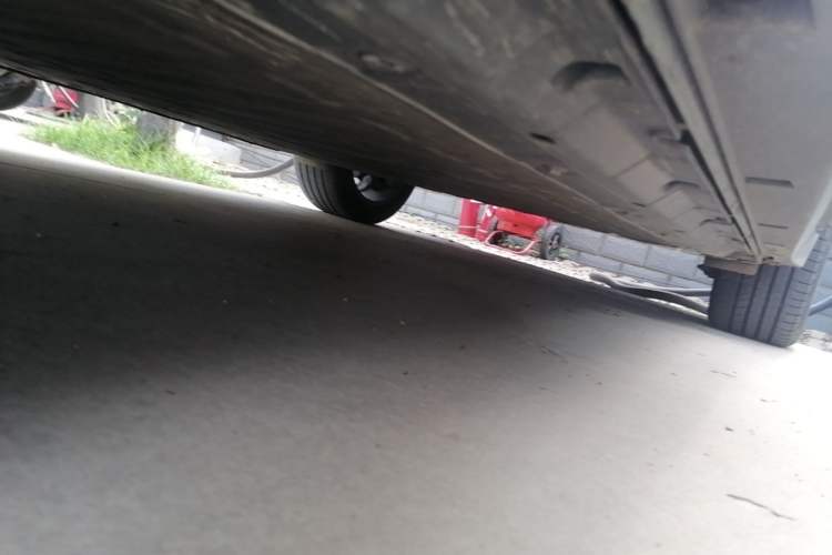 Used Leapmotor B10 2025 510 LiDAR Version Left Side Sill