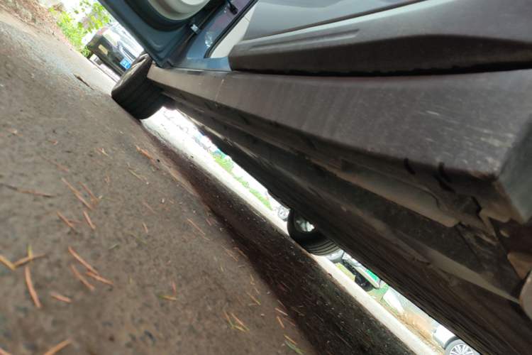 Used Leapmotor B10 2025 510 LiDAR Version Left Side Sill