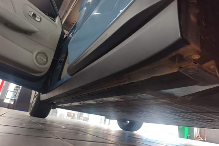 Used Leapmotor B10 2025 510 LiDAR Version Left Side Sill