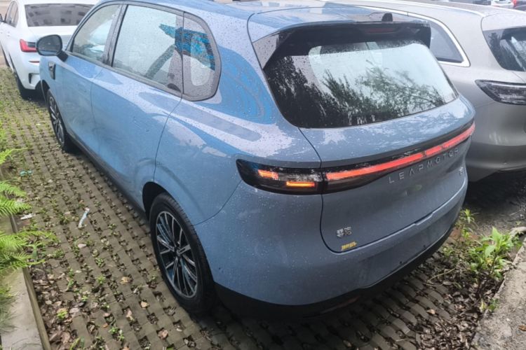 Used Leapmotor B10 2025 510 LiDAR Version Rear Left 45 Deg