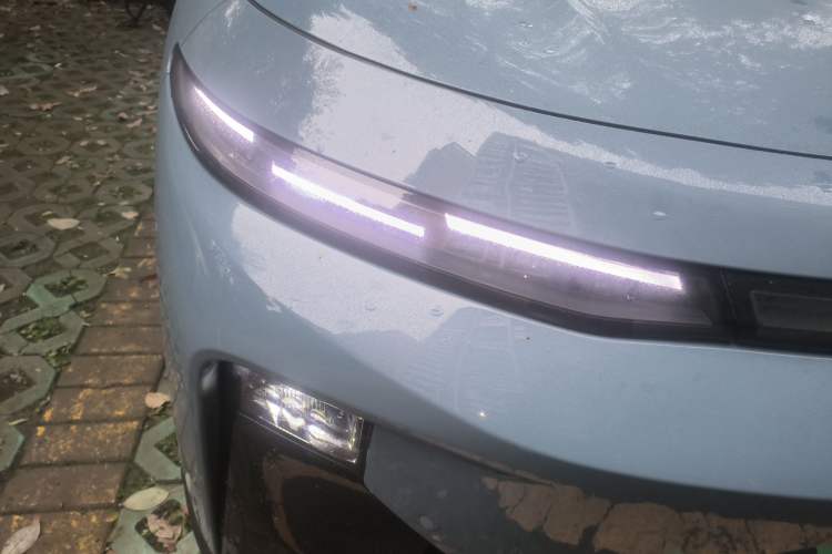 Used Leapmotor B10 2025 510 LiDAR Version Right Front Headlight