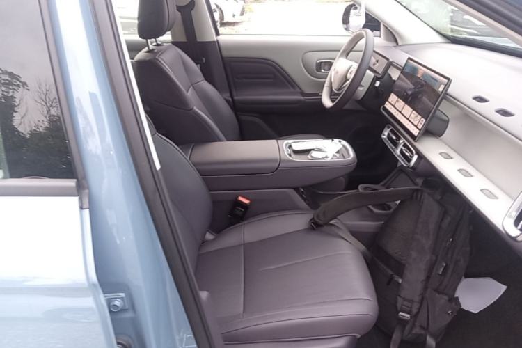 Used Leapmotor B10 2025 510 LiDAR Version Right Front Seat