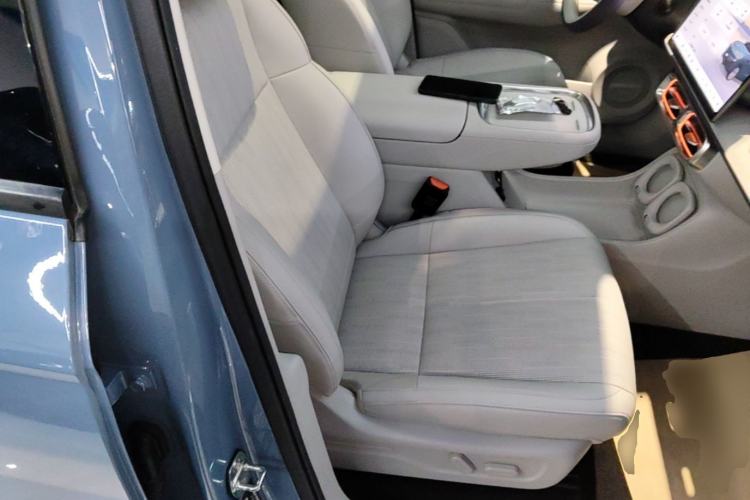 Used Leapmotor B10 2025 510 LiDAR Version Right Front Seat