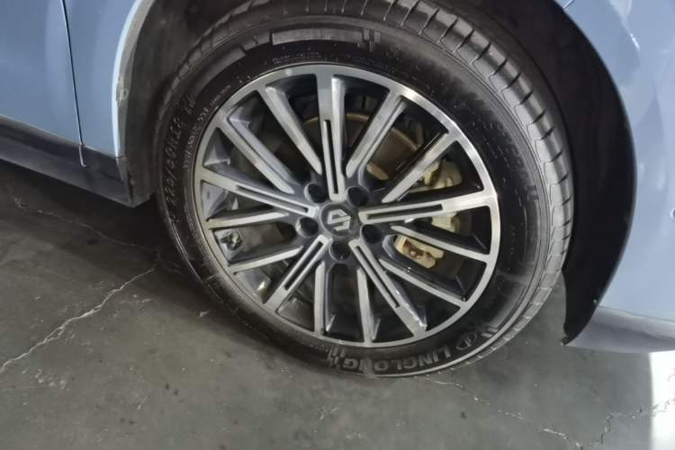 Used Leapmotor B10 2025 510 LiDAR Version Right Front Wheel Hub