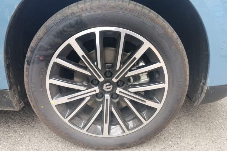 Used Leapmotor B10 2025 510 Joyful Edition Right Front Wheel Hub