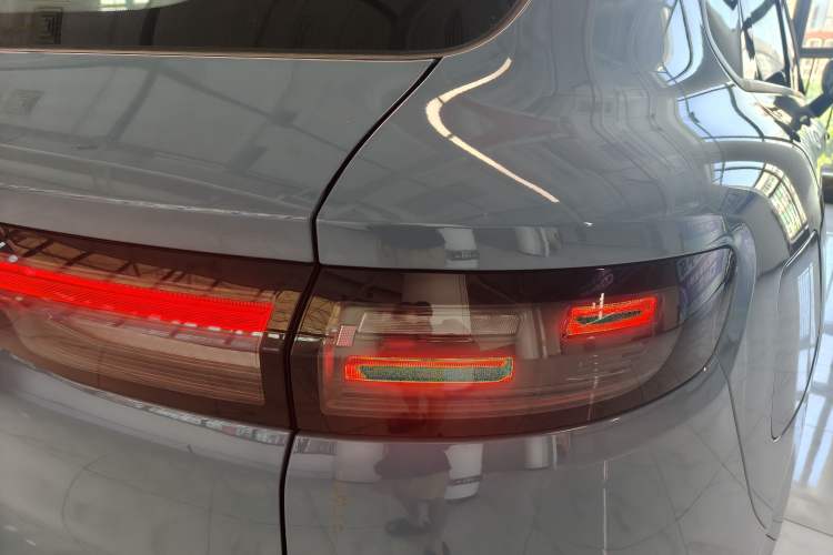 Used Leapmotor B10 2025 510 LiDAR Version Right Rear Taillight