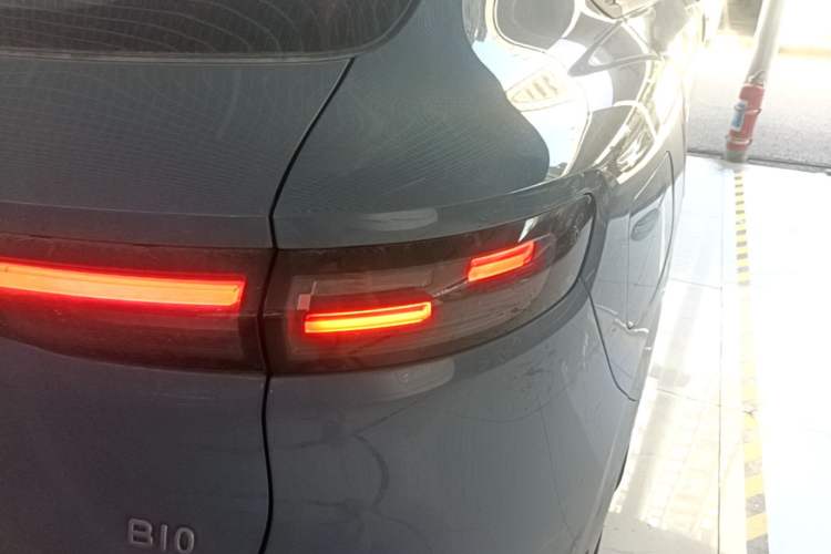Used Leapmotor B10 2025 510 LiDAR Version Right Rear Taillight