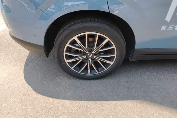 Used Leapmotor B10 2025 510 LiDAR Version Right Rear Wheel Hub