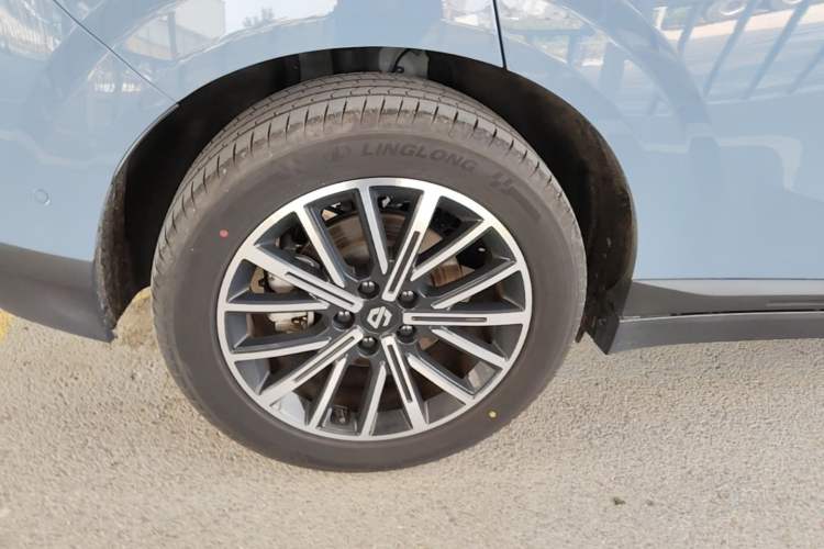 Used Leapmotor B10 2025 510 LiDAR Version Right Rear Wheel Hub