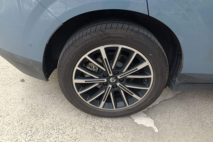 Used Leapmotor B10 2025 510 LiDAR Version Right Rear Wheel Hub