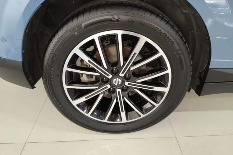 Used Leapmotor B10 2025 510 LiDAR Version Right Rear Wheel Hub