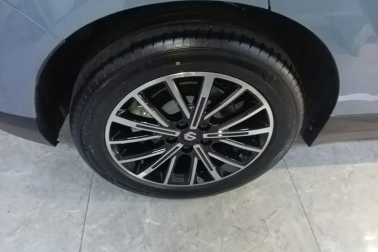 Used Leapmotor B10 2025 510 LiDAR Version Right Rear Wheel Hub