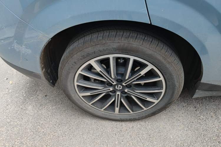 Used Leapmotor B10 2025 510 LiDAR Version Right Rear Wheel Hub