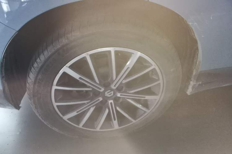 Used Leapmotor B10 2025 510 LiDAR Version Right Rear Wheel Hub
