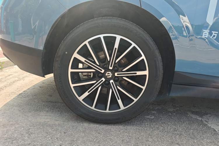 Used Leapmotor B10 2025 510 LiDAR Version Right Rear Wheel Hub