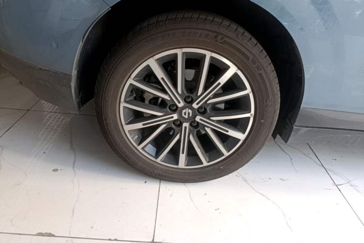 Used Leapmotor B10 2025 510 LiDAR Version Right Rear Wheel Hub