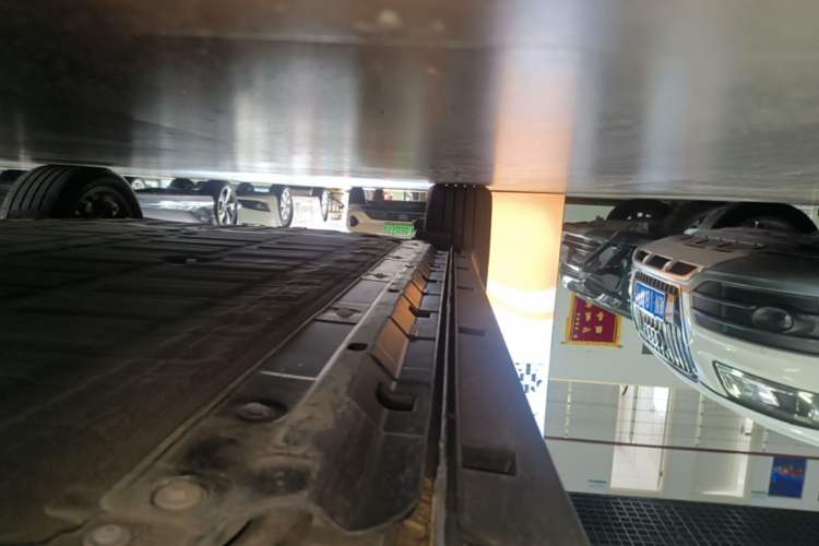 Used Leapmotor B10 2025 510 LiDAR Version Right Side Sill