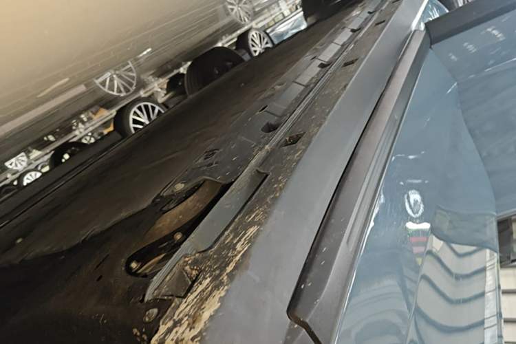 Used Leapmotor B10 2025 510 LiDAR Version Right Side Sill