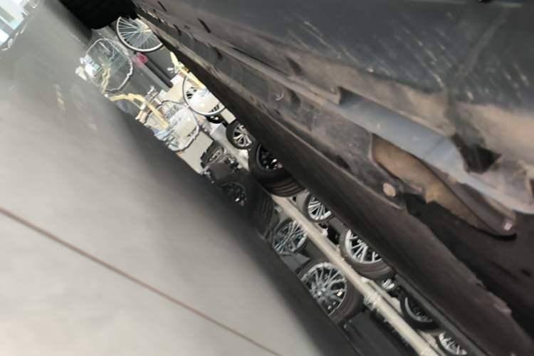Used Leapmotor B10 2025 510 LiDAR Version Right Side Sill