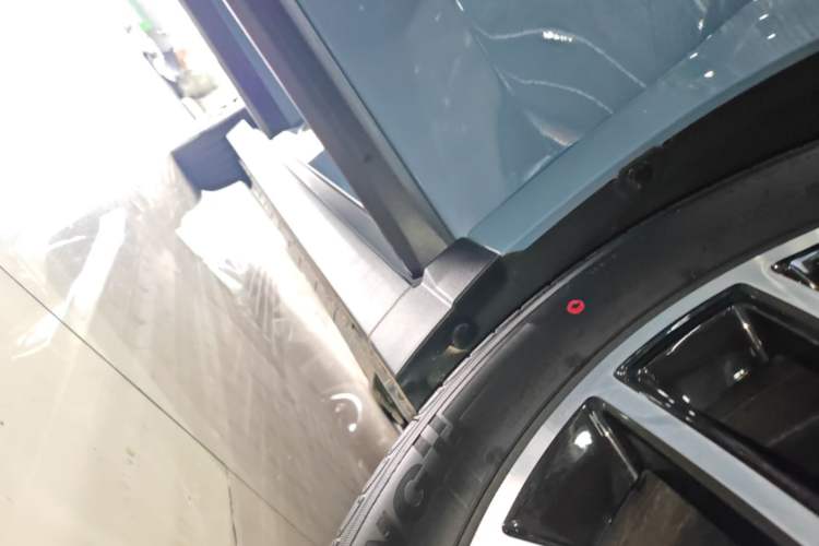 Used Leapmotor B10 2025 510 LiDAR Version Right Side Sill